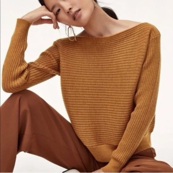 Babaton Sweaters - Aritzia Babaton Merino Wool Ribbed Sweater in Mustard Yellow Size XXS Women’s